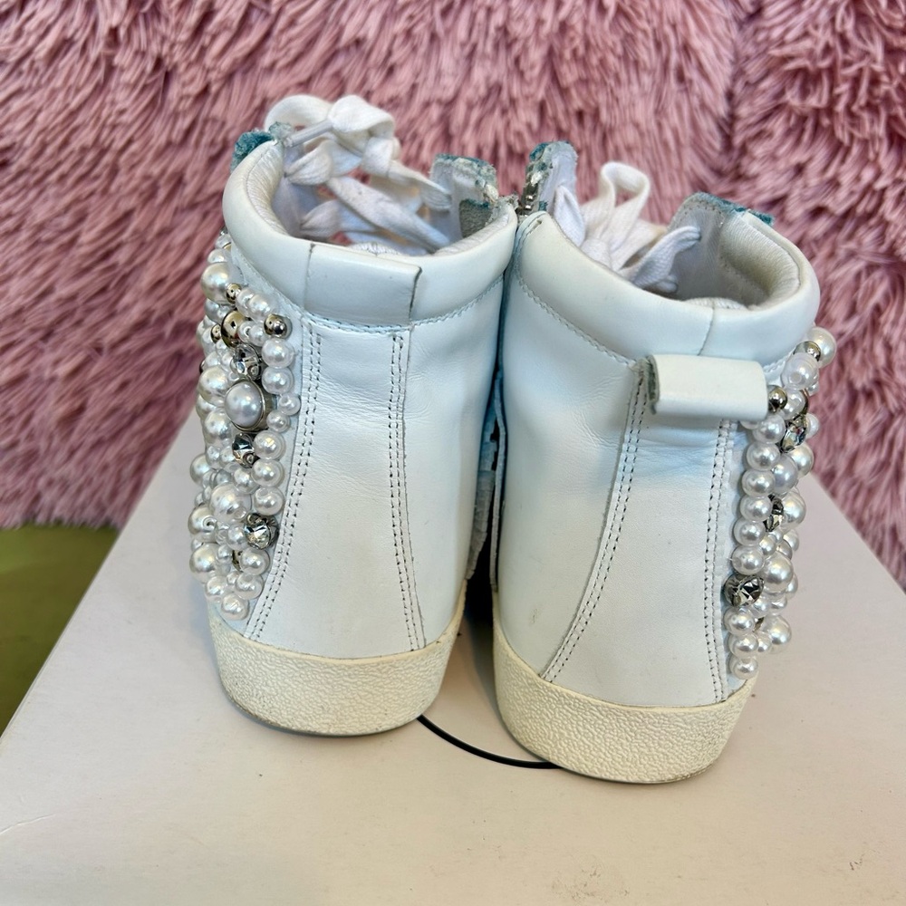 Steve Madden Bayside Tennis Shoes : Women’s size 7.5 - pearl detail - Picture 5 of 8